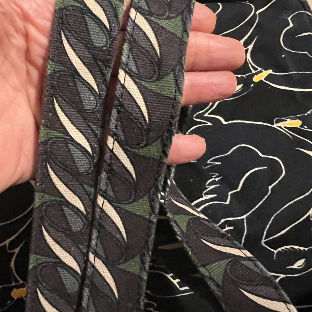 Tory Burch Tote Bag with Multicolor Accents - Picture 4 of 6